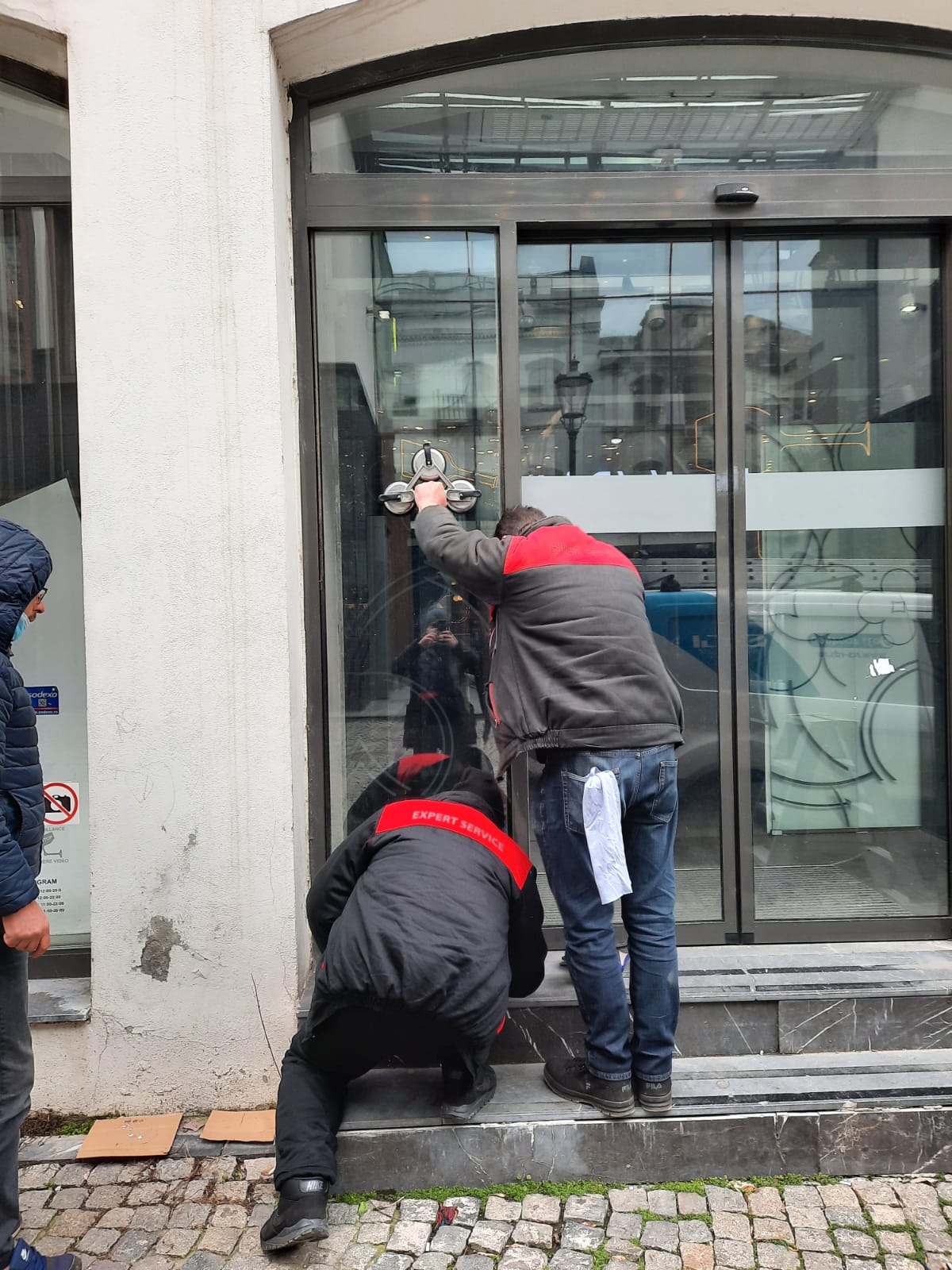 Mentenanta spatii comerciale